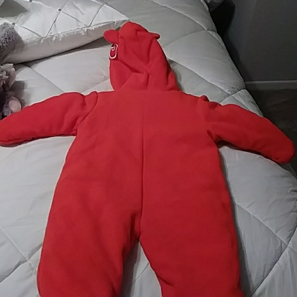 Infant Hello Kitty snowsuit perfect condition - Picture 3 of 4